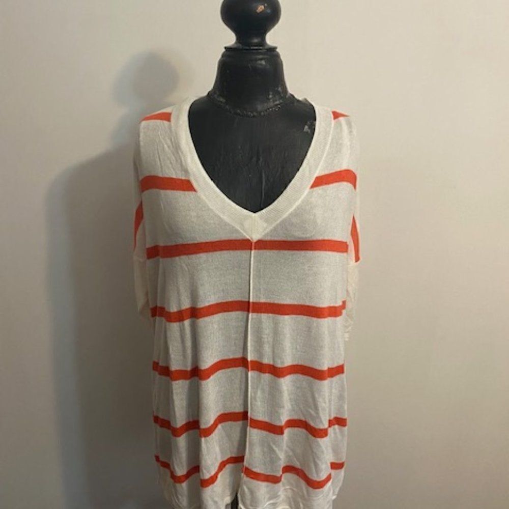 Lane Bryant White/Orange stripe V-neckâElbow sleeves sweater, sizeâ18/20